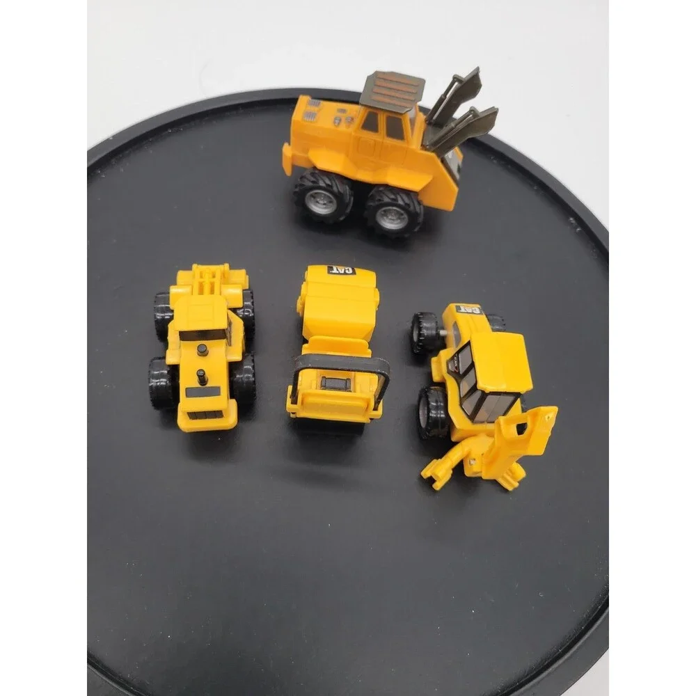CAT Construction Vehicles Toy Lot Bulldozer Roller Loader  Plastic Set Lot Of 4